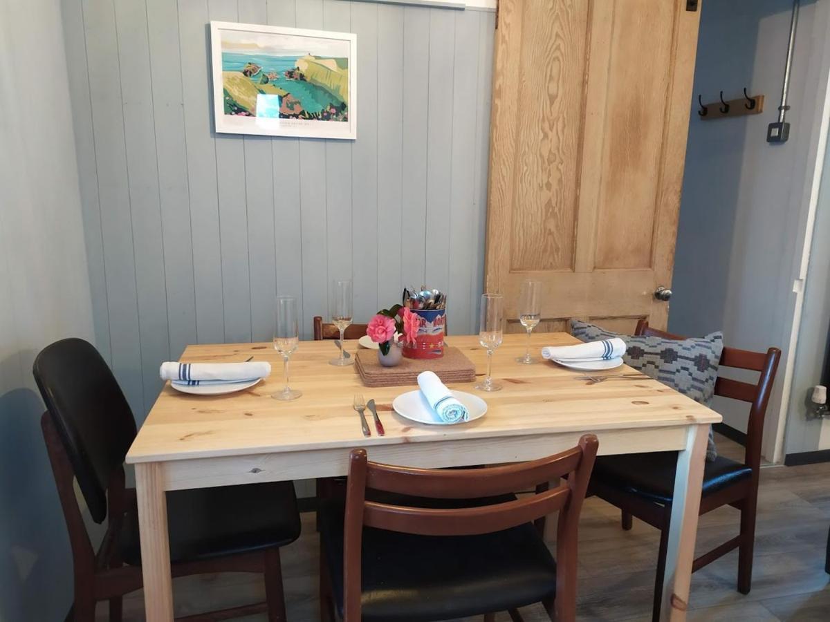Milking Shed Cottage Narberth Eksteriør billede